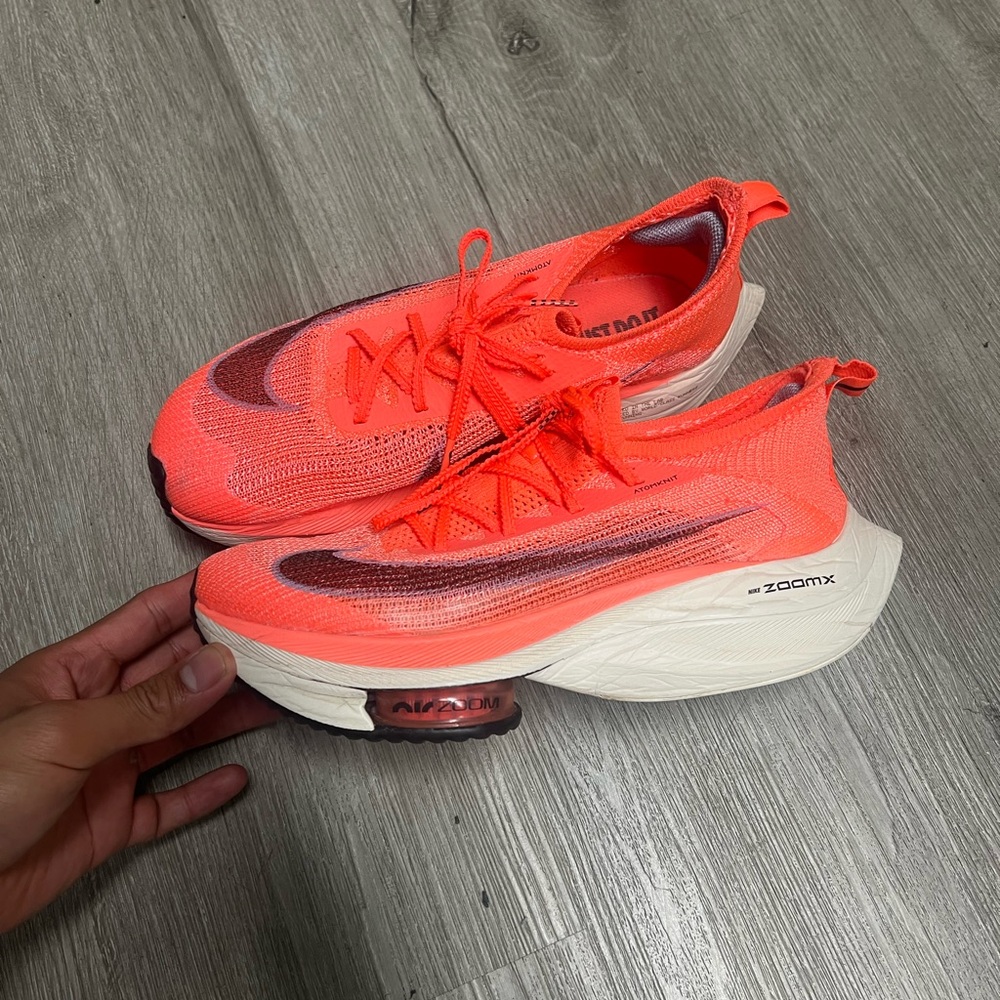 Nike Air Zoom Alphafly next% Bright Mango color Technology